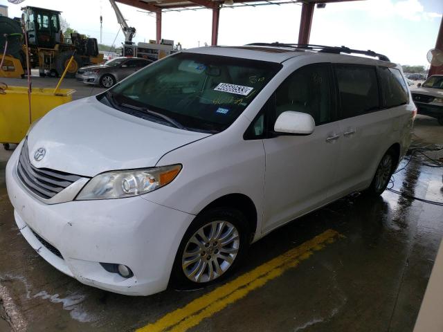 2014 Toyota Sienna XLE