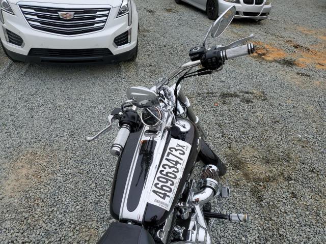 2011 HARLEY-DAVIDSON FXCWC - 1HD1JK510BB016350