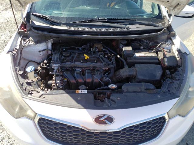 KNAFZ4A80E5175450 KIA FORTE EX