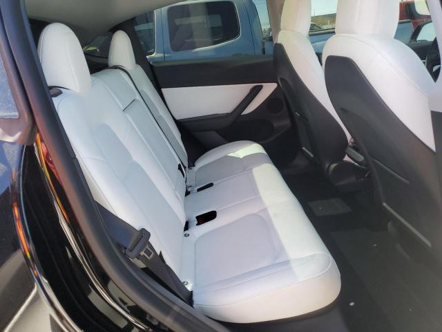 7SAYGDEF7NF319443 Tesla Model Y