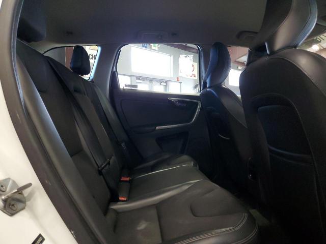 2016 VOLVO XC60 T5 - YV440MDJ3G2850325