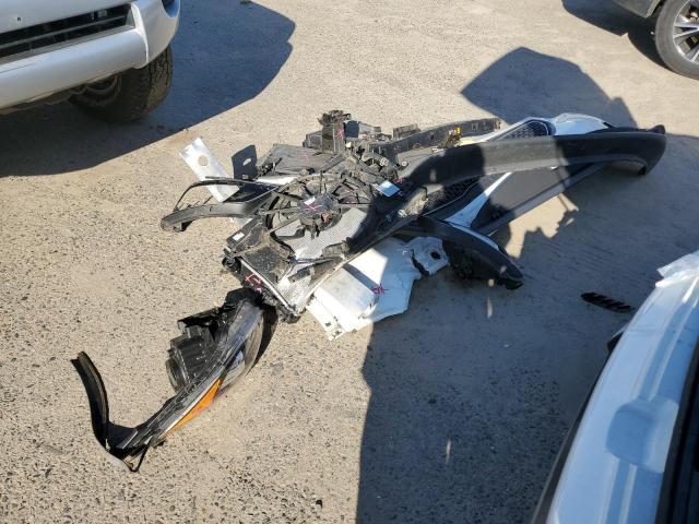 KNDCC3LCXJ5162668 KIA NIRO EX