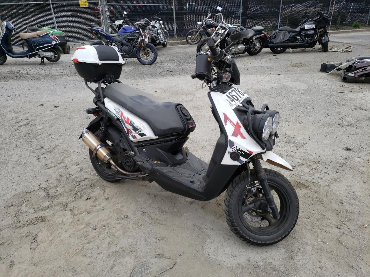 LL0TCKPDXHY480088 YONG MOPED 2017