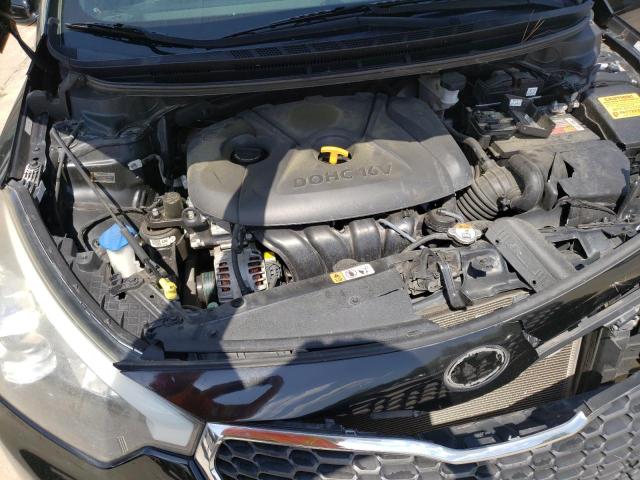 KNAFX4A61G5608636 KIA FORTE LX