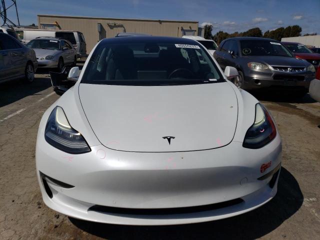 5YJ3E1EA8JF049004 Tesla MODEL 3