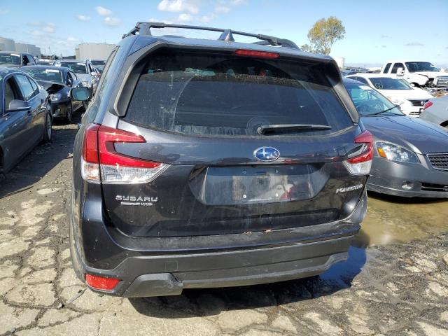 JF2SKAEC9KH529514 Subaru Forester Premium