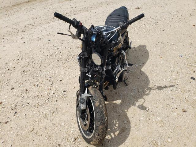 2022 KAWASAKI ZR900 R - JKAZR2C1XNA057833