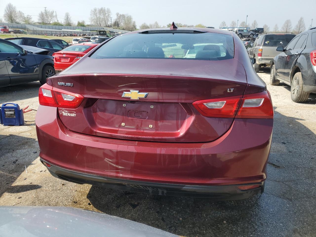1G1ZE5ST7GF249893 CHEVROLET MALIBU 2016