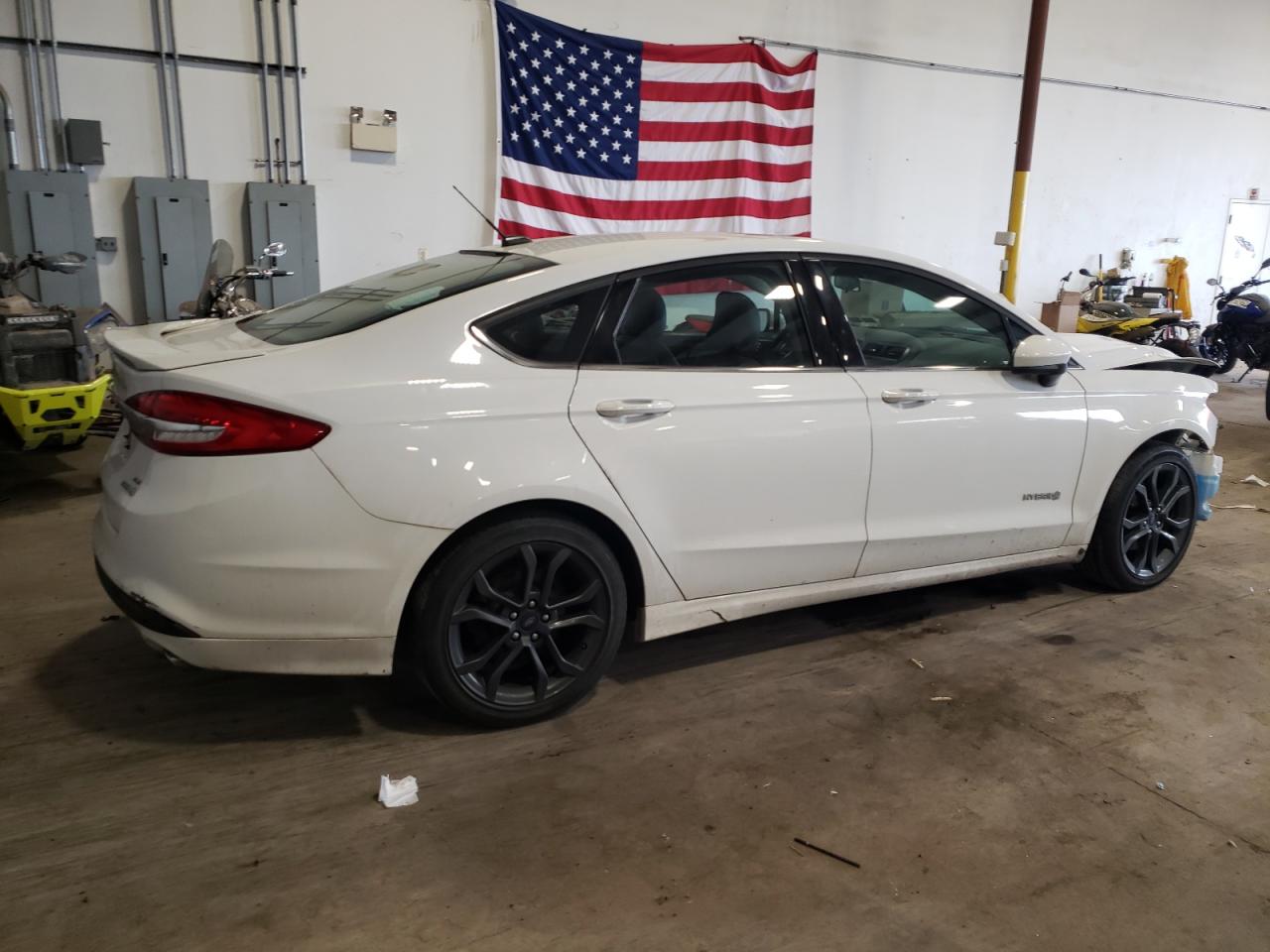 3FA6P0LU0JR123910 FORD FUSION 2018