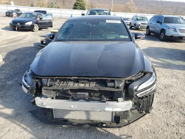 2022 GENESIS G70 BASE KMTG54TE5NU095686