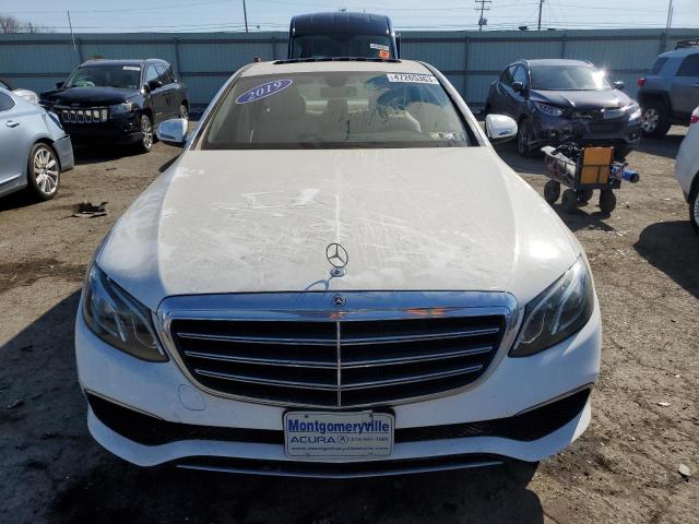 2019 MERCEDES-BENZ E 300 4MAT - WDDZF4KB8KA524589