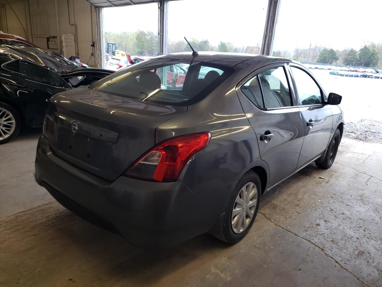 3N1CN7AP5HL888457 NISSAN VERSA 2017
