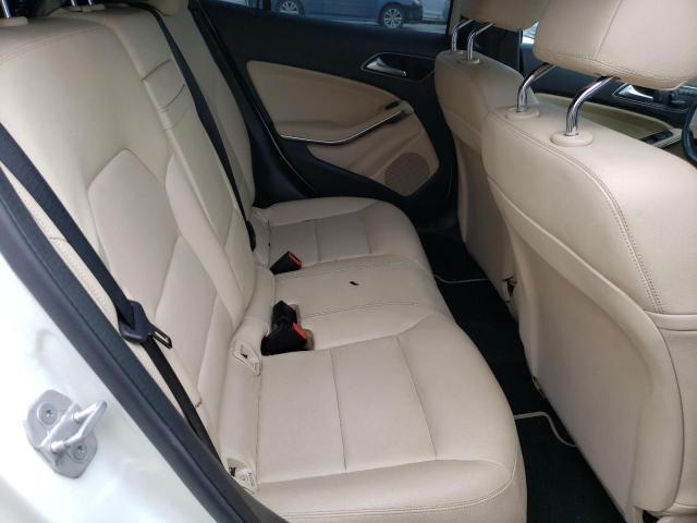 2017 MERCEDES-BENZ GLA 250 - WDCTG4EB6HJ308669