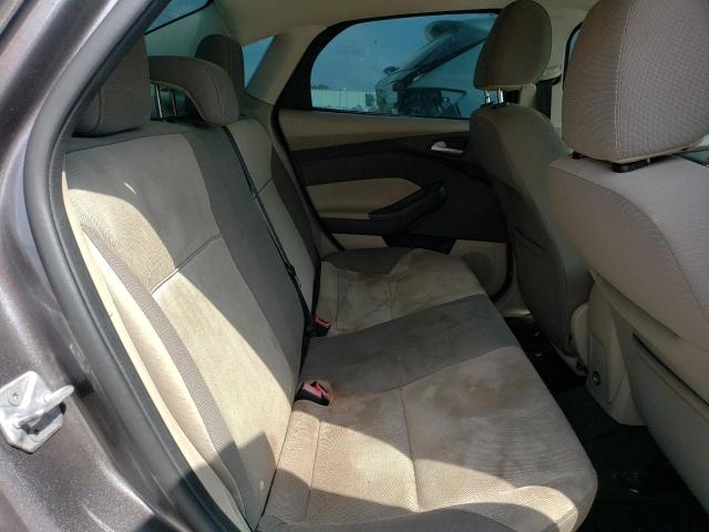 1FADP3F28EL119112 Ford FOCUS SE