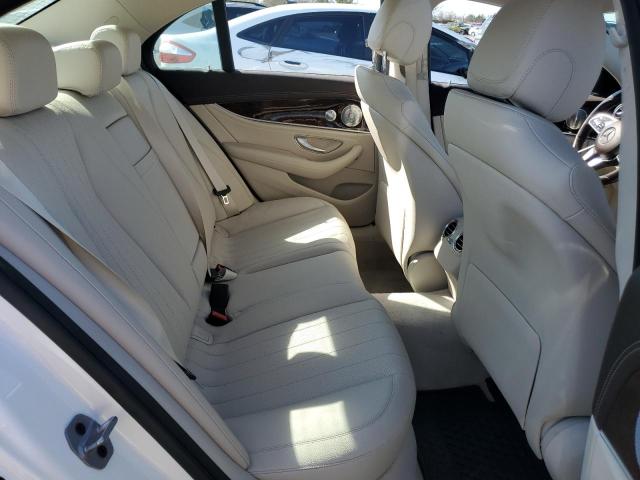 2019 MERCEDES-BENZ E 300 4MAT - WDDZF4KB8KA524589