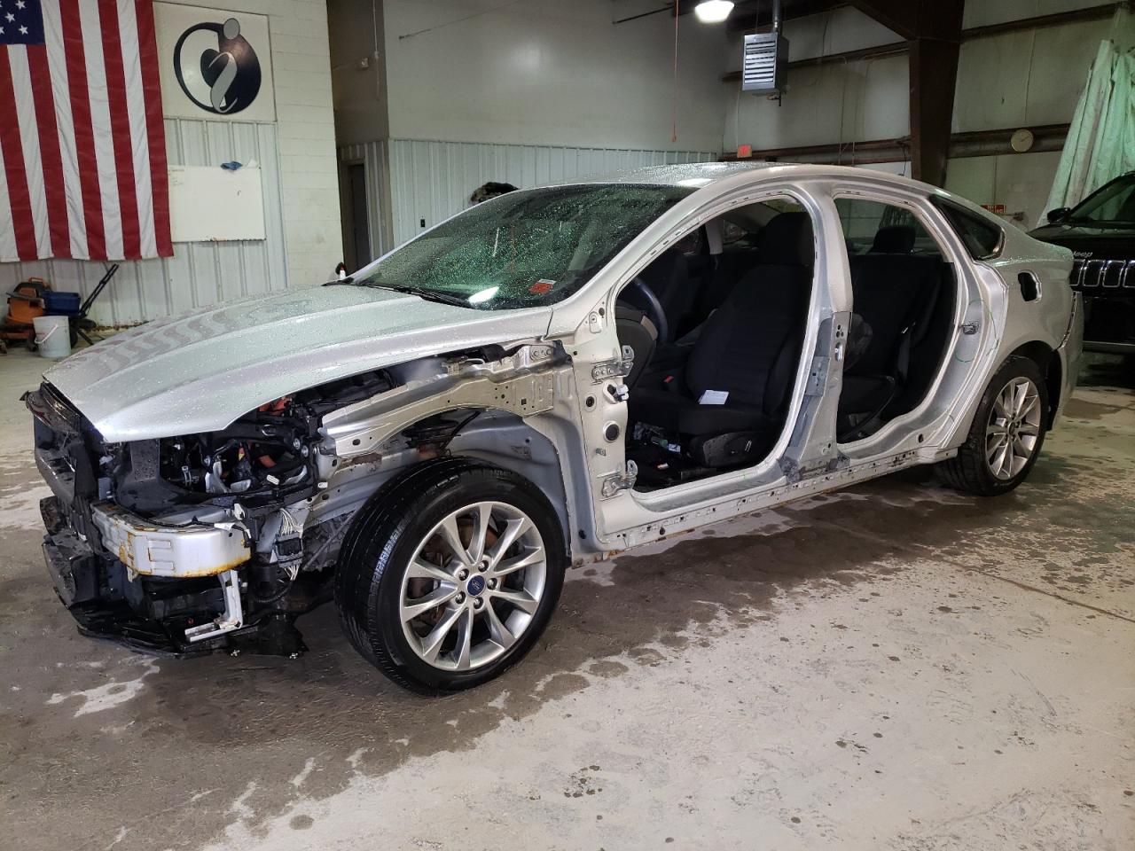 3FA6P0LU2HR301066 FORD FUSION 2017