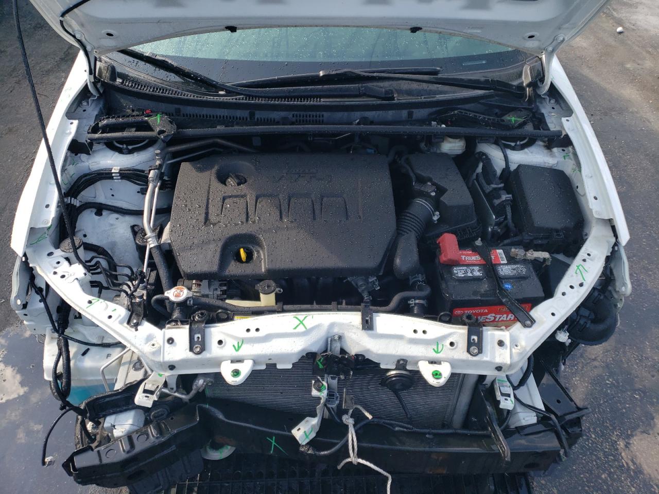5YFBURHEXJP848833 TOYOTA COROLLA 2018