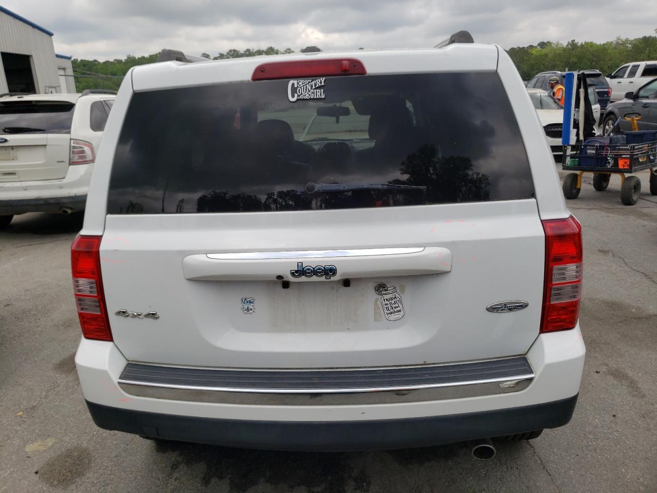 1C4NJRFB4GD545167 2016 Jeep Patriot Latitude