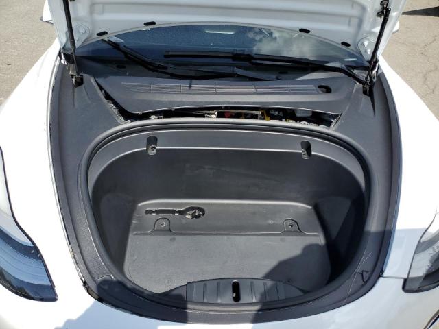 5YJ3E1EA3LF613676 Tesla MODEL 3