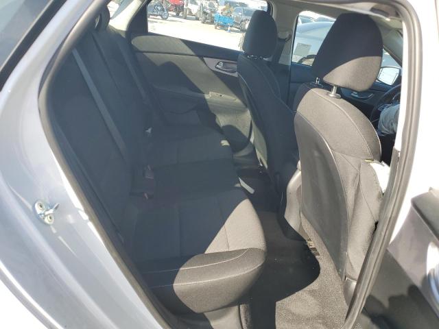 3KPF24AD8PE508246 KIA FORTE LX
