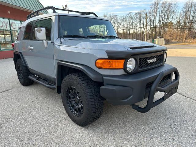 2014 Toyota FJ Cruiser 