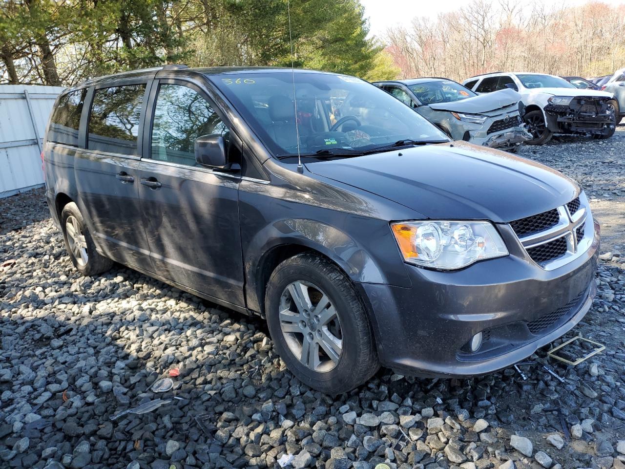 2C4RDGCG5KR776601 2019 Dodge Grand Caravan Sxt