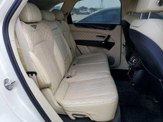 2018 BENTLEY BENTAYGA SJAAC2ZV1JC017915