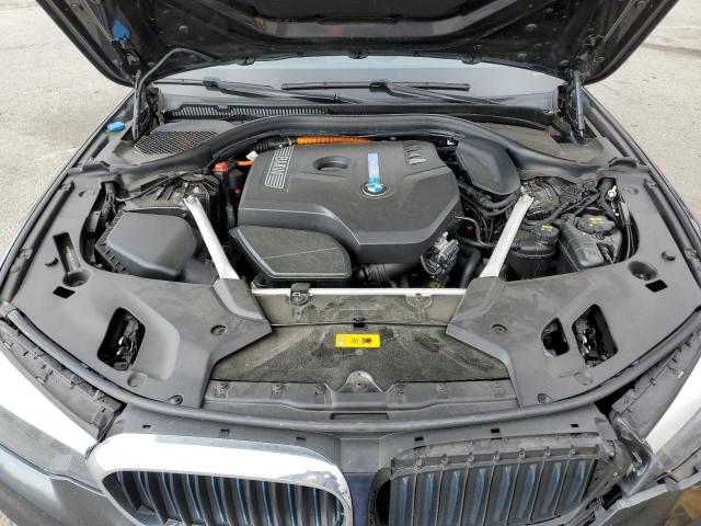 WBAJA9C51KB393136 BMW 530e
