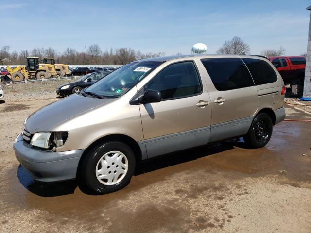 2001 Toyota Sienna CE