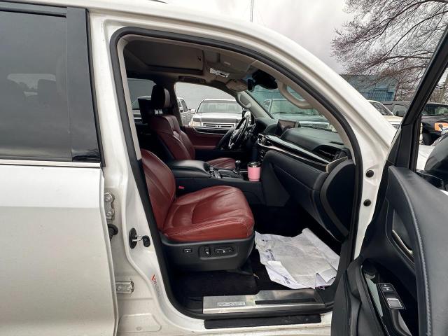 2017 LEXUS LX 570 JTJHY7AX8H4226899