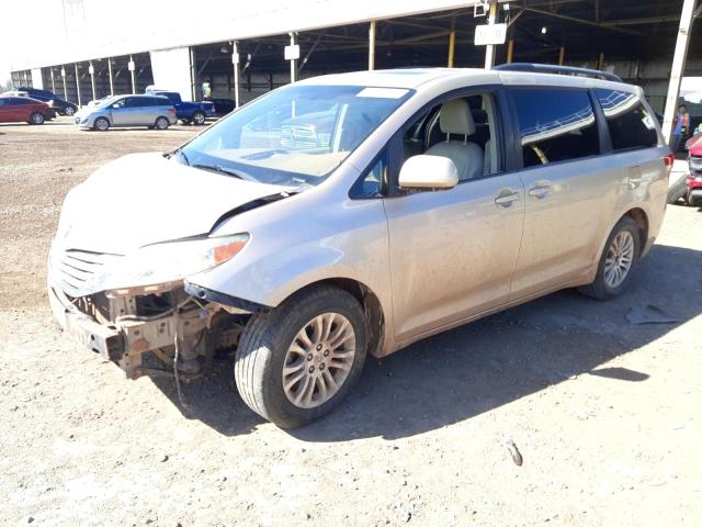 2012 Toyota Sienna XLE