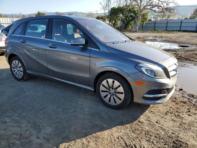 VIN WDDVP9AB2GJ009444 2016 MERCEDES-BENZ B-CLASS no.4