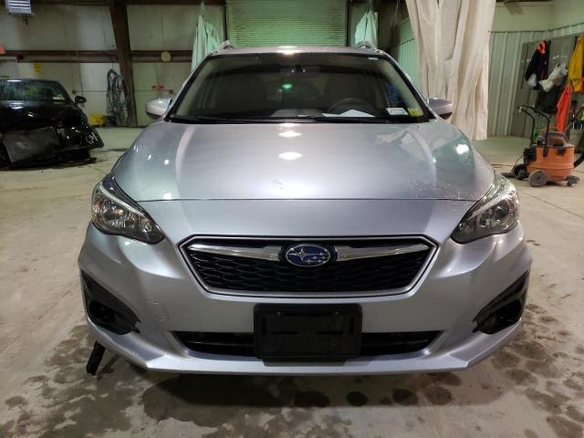 VIN: 4S3GTAB64J3716669 Auction: COPART Lot: 47052253 Location: NY - ROCHESTER 4S3GTAB64J3716669 SUBARU IMPREZA 2018 SILVER Photo 5