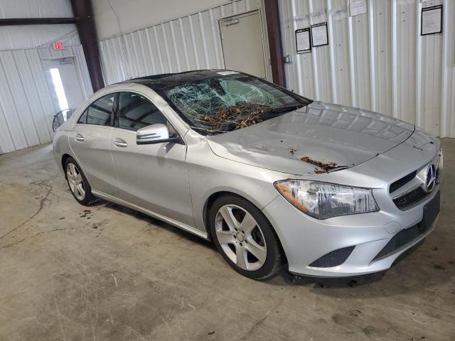 2015 MERCEDES-BENZ C250 WDDSJ4GB6FN210219