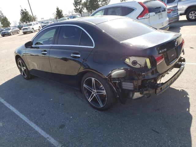 W1K3G4EB1NJ364445 Mercedes-Benz A 220