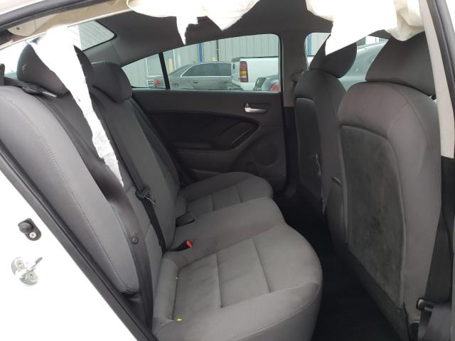 3KPFK4A76JE231484 KIA FORTE LX