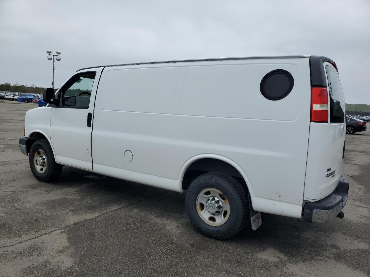 1GCWGFCA3B1189401 2011 Chevrolet Express G2500