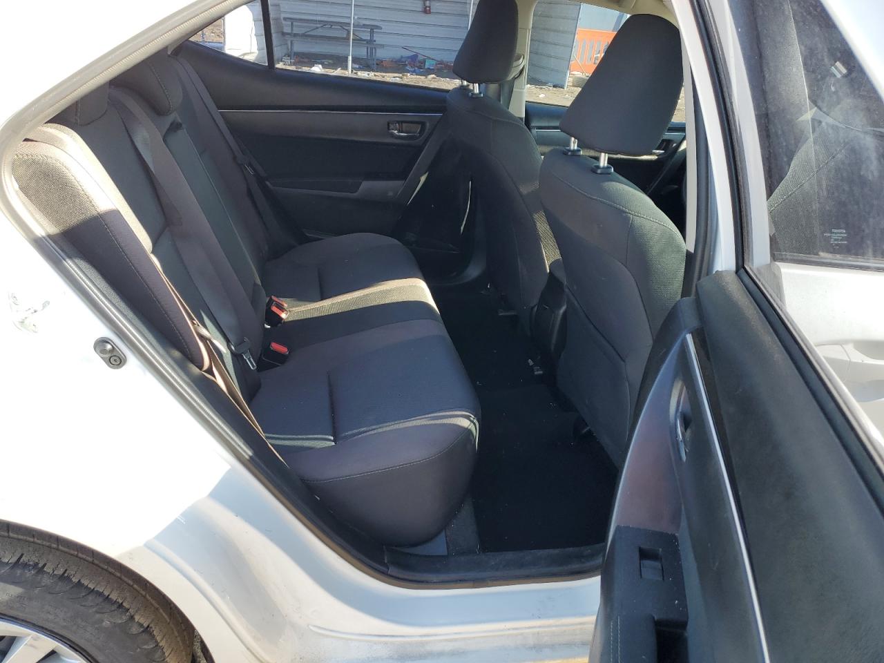 5YFBURHEXHP719064 TOYOTA COROLLA 2017