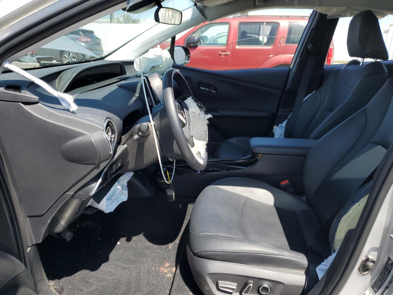 JTDKARFP6J3070651 TOYOTA PRIUS 2018