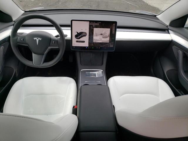 5YJ3E1EB0NF231617 Tesla MODEL 3