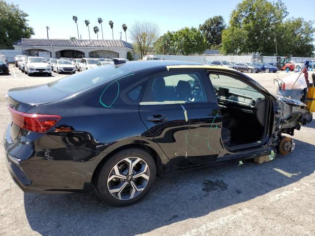 3KPF24ADXME268404 KIA FORTE FE