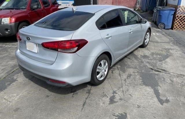 3KPFK4A73JE220832 KIA FORTE LX