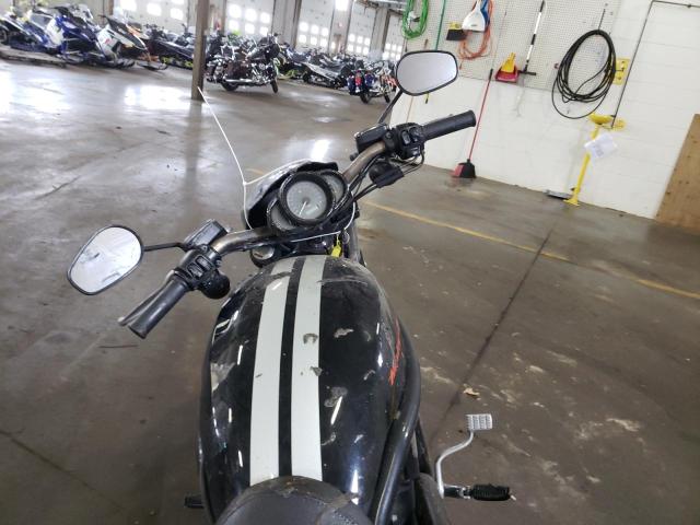 2010 HARLEY-DAVIDSON VRSCDX - 1HD1HHH16AC802849