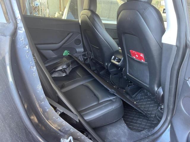 7SAYGDEE2NF359386 Tesla Model Y