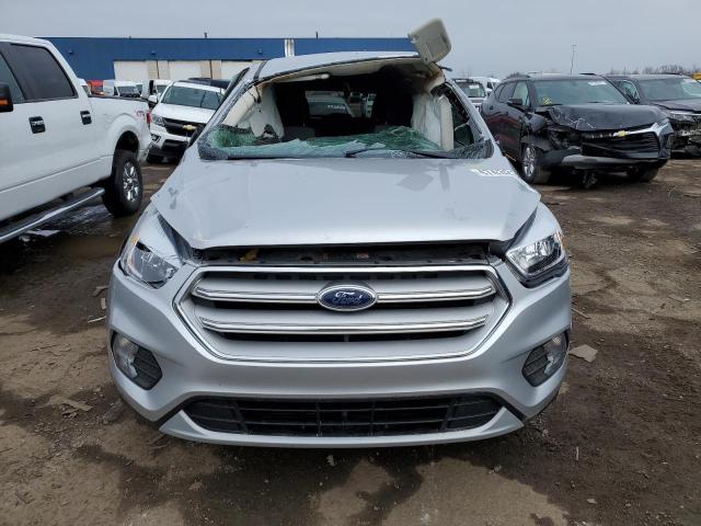 1FMCU9GD8KUC34392 Ford ESCAPE SE