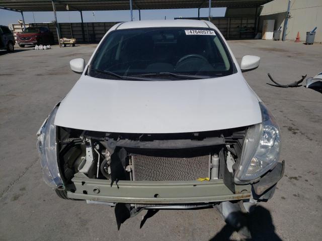 3N1CN7AP2GL833091 Nissan VERSA S