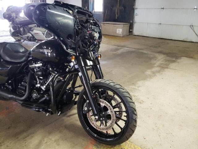 2018 HARLEY-DAVIDSON FLHXS STRE - 1HD1KRC18JB608893