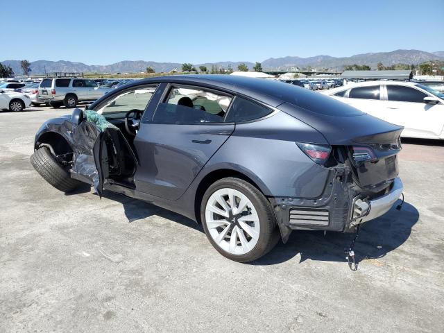 5YJ3E1EB8MF073946 Tesla MODEL 3