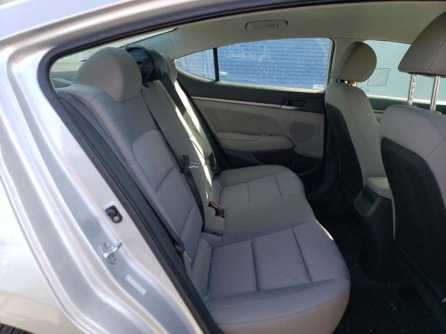 KMHD84LF0HU272632 Hyundai ELANTRA SE