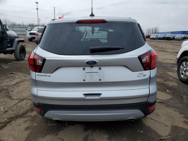 1FMCU9GD8KUC34392 Ford ESCAPE SE